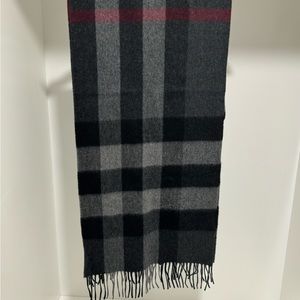 Burberry Giant Check Cashmere Scarf Charcoal